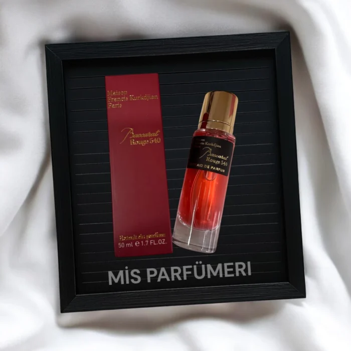 Maison Francis Kurkdjian Baccarat Rouge 540 Extrait de parfum Ünisex Parfüm 50ml çanta boy